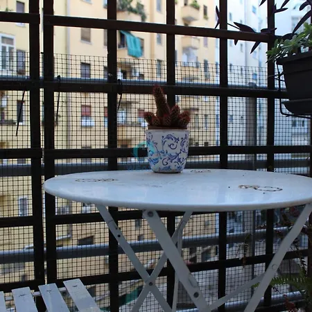 Lägenhet Casa Di Pera Rom
