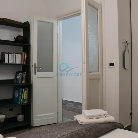Casa Pera * Rome